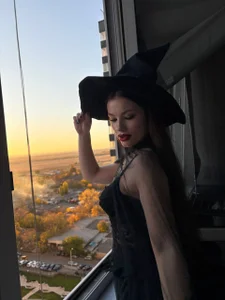 Your little Witch de TayaSun  6 Imagens