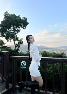 LeonoreCriger me against the backdrop of the city 圖片 2