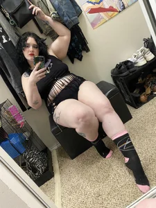 Thiccums-the-Goddess's photo