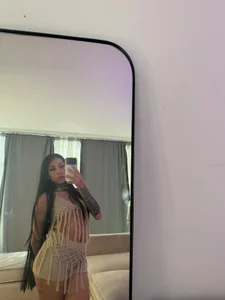 cassie_miss kullanıcısının Passing sensuality 🤎 albümü -  4 fotoğraf