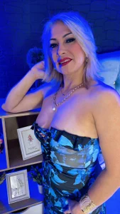 MissEscarlethのLove♥の 3枚の写真