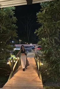 IsabellaSandoval Public Foto 7