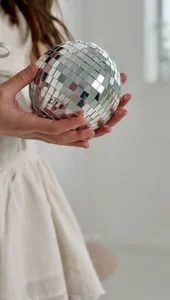 MelanieAlves kullanıcısının on the eve of Valentine's Day❤️‍🔥 albümü -  3 fotoğraf