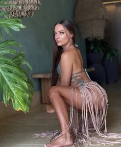 Public de sireneyesonly  3 photos