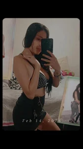 Sofia-Mendoza welcome to my room Poză 3