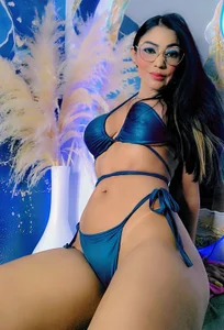 Phoenix_lovexxx Feet on the ground and dreams in the sky 💙🙏 Immagine  5
