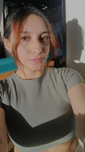 BellaStorm_ Public Foto 4