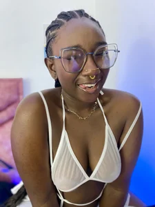 ZahhyFrequency Ebony Heaven ☁️✨💫 Immagine  5