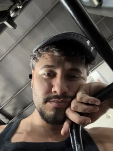 Me de guzz_fit Foto 3