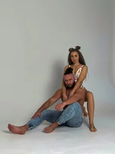 TwixCouple We are a hot couple Pic 4