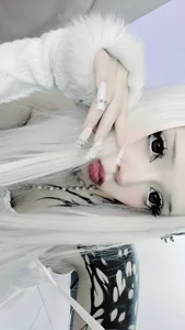 Zombieeporcelainex angel<3 Pic