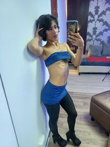 🌹 Curiosity pays off de Jenay_Rosse  4 Imagens