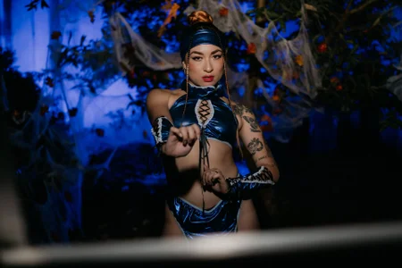 AmbarSantany: Kitana💙🤍 ( 3 фото)