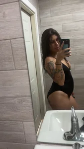 _honeygirl__ me 🥰🥰🥰 Foto 2
