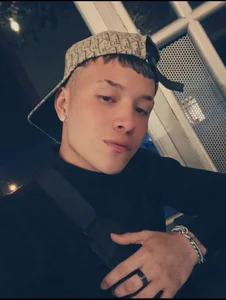 Public od Noah_Morphy  snímek