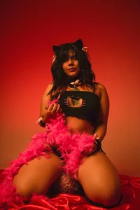 JulianaCastillo Public Immagine  5