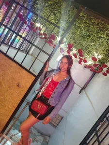 VACATION de emma-19-  5 Imagens