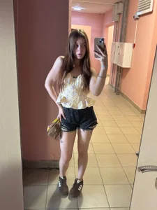 StephaniCute Guess how tall I am?😄😄😂😂 зображення 6