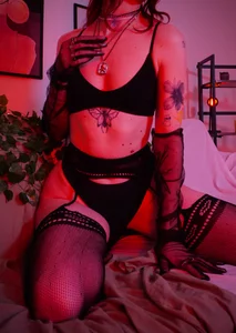 effie_miraleTIme to wank losers图片 4