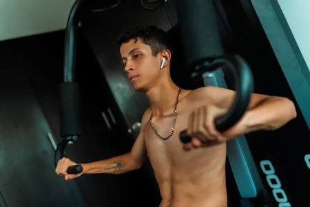 AgarEvans Workout Poză