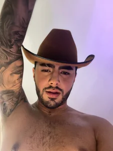 ItsMeEros Cowboy Eros Remasterized รูป  2
