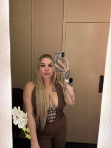 Public de sophiehot69 Foto 4