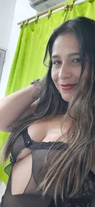 JenniferAdams Public Foto