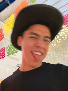 My Life Outside the Lens🌃🌅 de LiamNovak  3 photos