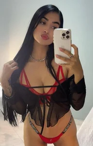 Ready to get wet… and you? de luna_bellucci Foto
