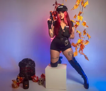 Mary_stxr 🚓 Gambar