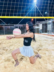 TiffValentinee_ 🏐VOLEYBALL Pic