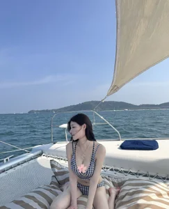 Unafaye小泡芙图片