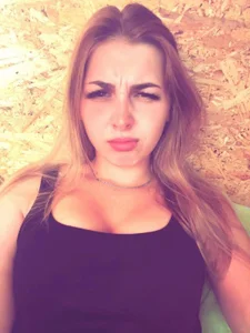 AshleyDemure Public slika 5