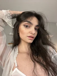 Morena_Dolceのdo I look like a snow queen??の 5枚の写真