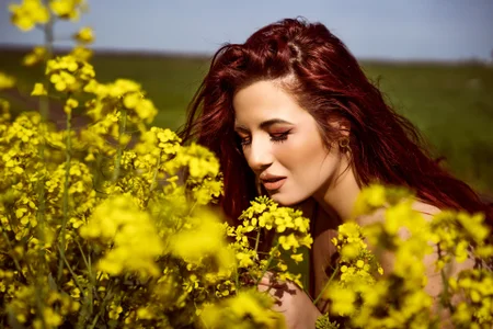 AnnMayX a sexy flower Pic