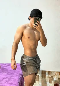 LittleMya_ Me, myself and I... <3 Foto 2