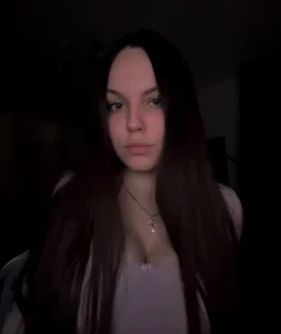 EmilyCroft Public зображення