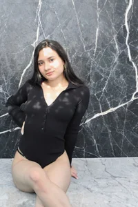 emmars_ Black body Bilde 4