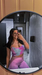 Kimi_ko_ Golden hour after the gym 🌆🏋️‍♀️ Pic