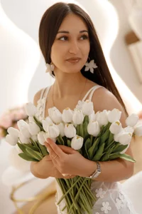 ElviraWesdety Public Pic 5