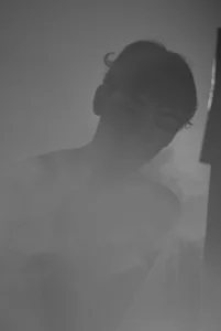 Foto sexual de evan_pierce Living in the smoke 1