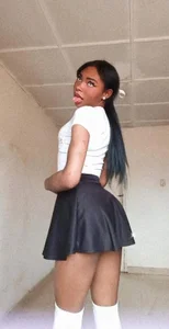 Alisson__Thompson Public Pic 3