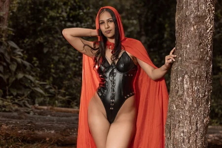 MiilaBlake Halloween 🎃👻 Pic 4