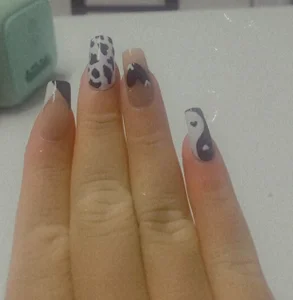 GoddessMocha kullanıcısının Hands and Nails albümü -  6 fotoğraf