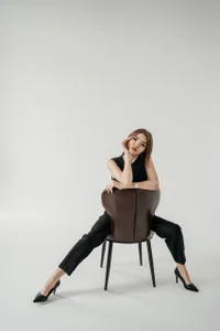 VallieBrandwein A hot and strict woman❤️‍🔥 Pic 3