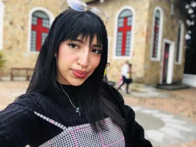 MiaFlamesxxx Casual girl 🌸🙈 Pic 3