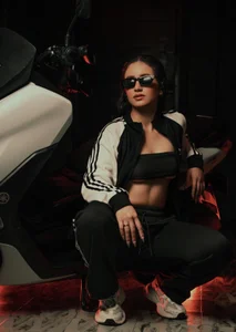 BILIE_ROUSE1 Deport 🖤 Immagine  6