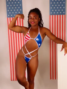 avis_laraのCELEBRATION 4 JULYの 3枚の写真