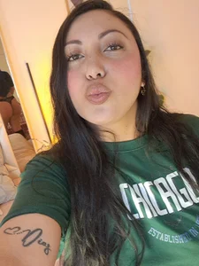 LizzCarter_ Public Pic 4