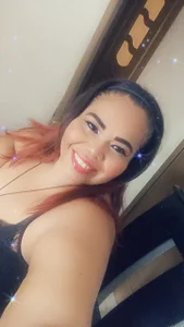 AshleyGrahams come to play love Pic 3